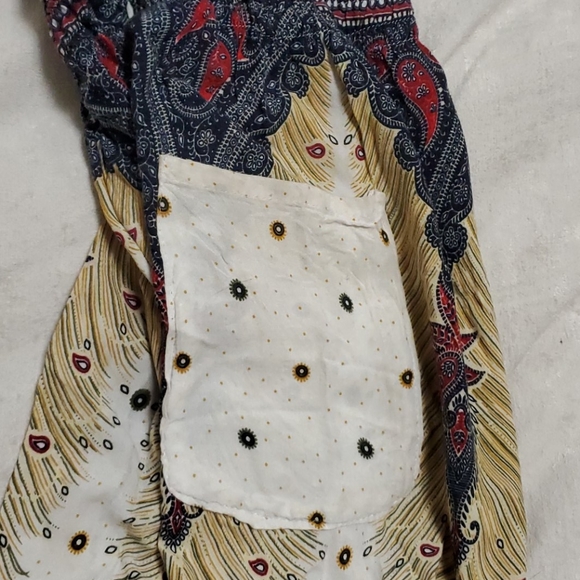 Bohemian Island pants - Picture 3 of 3